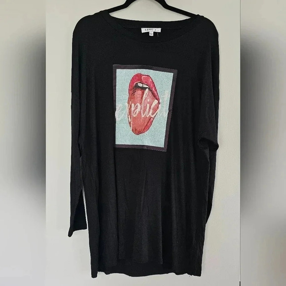 love J Tops - Love J long sleeve shirt (oversize)